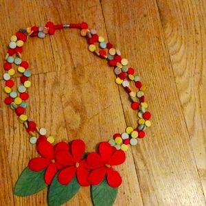 Adorable Vibrant Vintage Wooden Jewelry Set